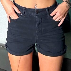 Black American Eagle mom shorts